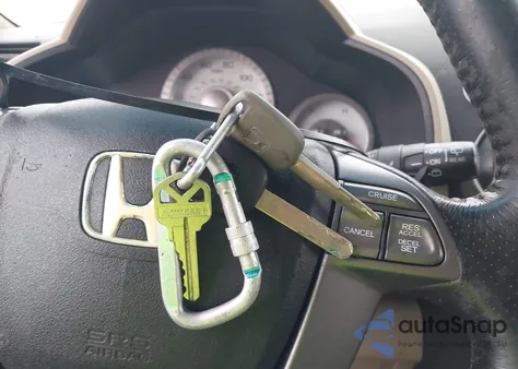 2010 Honda Pilot Ex-L z USA, uszkodzony, nr VIN 5FNYF4H57AB022850